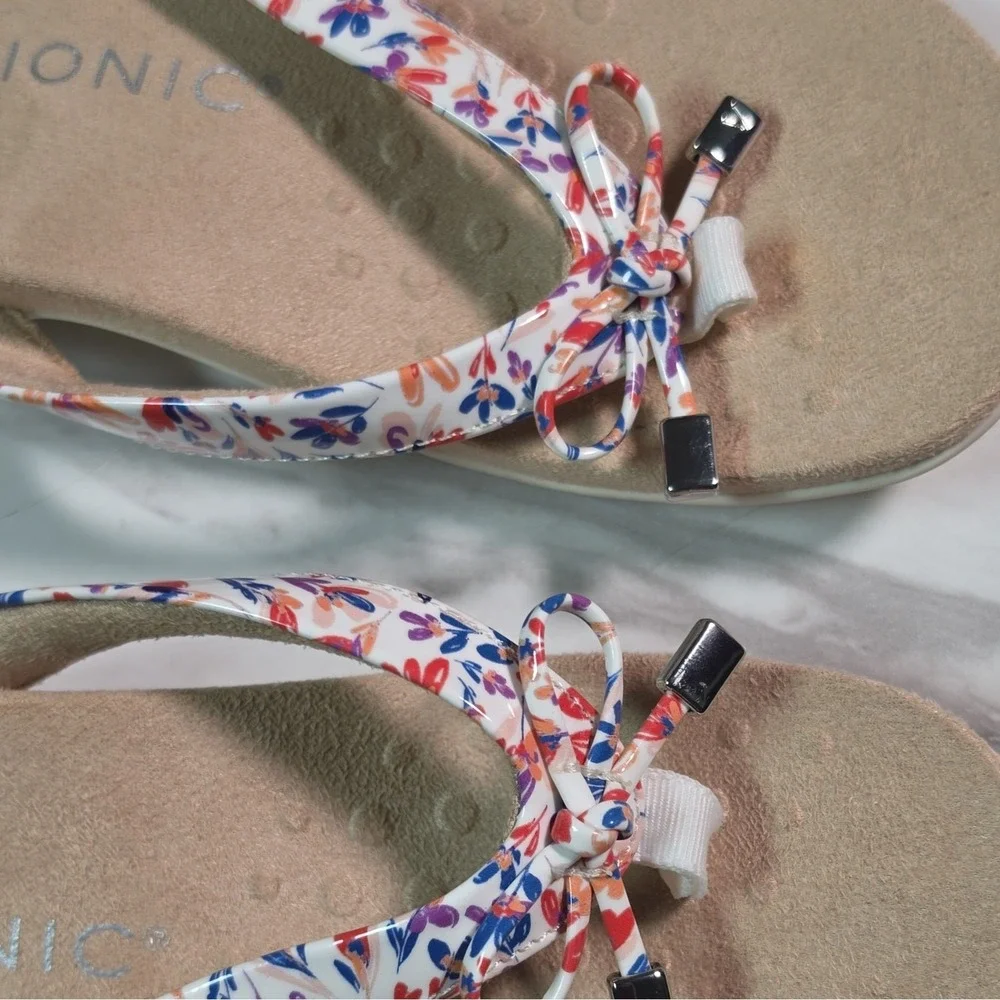 Vionic Women's Beige/Multicolor Floral Thong Slip On Sandals US 6 Bow Metal